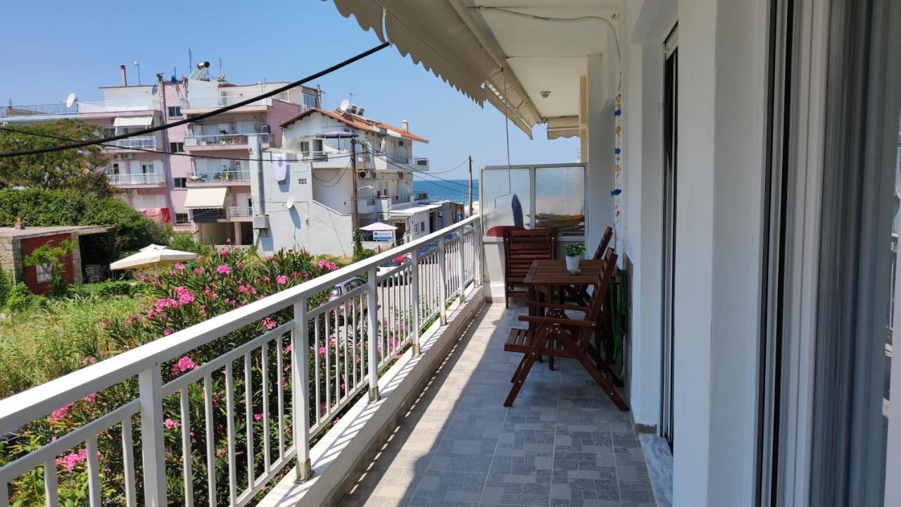Sea Pleasure Apartment II Peraía Buitenkant foto